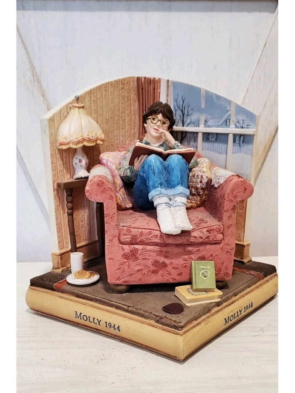 Vintage Hallmark American Girl Molly 1944 Figurine Bookend Pleasant Co.